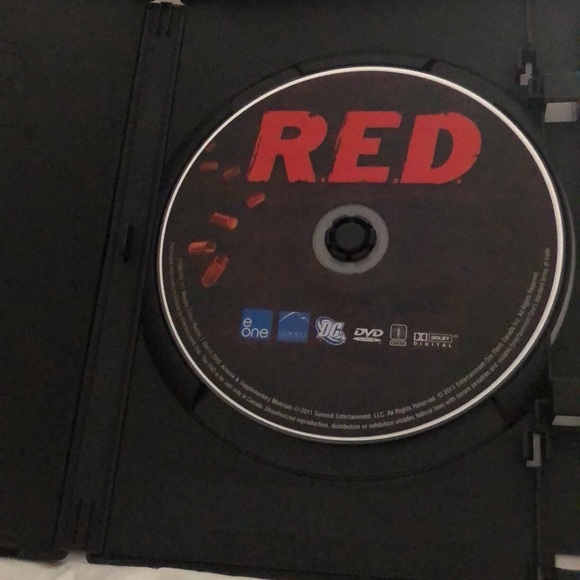 🎉 5/$15 🎉 RED *SPECIAL EDITION* DVD - Picture 3 of 3